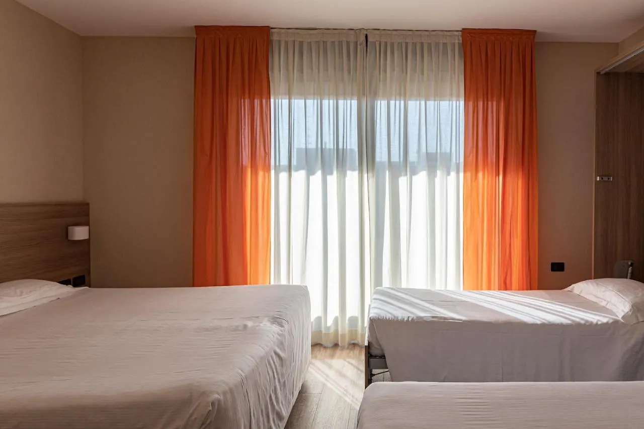 Hotel Donatello Imola 4*,  Italie