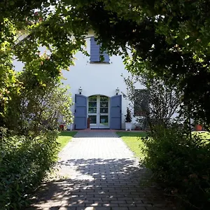 Farm stay Fattoria Corte Roeli, Malalbergo